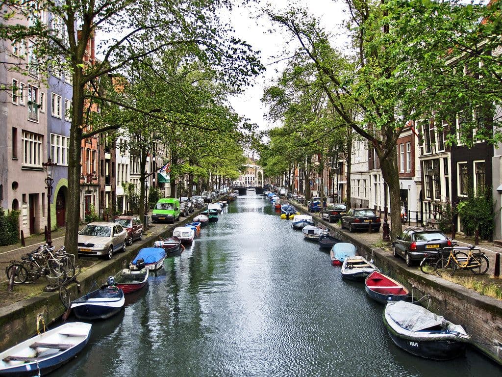 Moving to Amsterdam from the UK: A Complete Guide