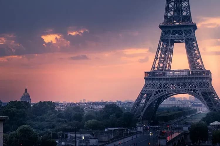 How to Move to Paris from the UK: Step-by-Step