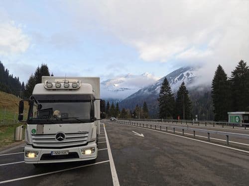 Job delivered in Venice, Italy and we are making our way through Switzerland for a collection on the way back to the UK. Scenic Views🤩